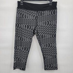 Under Armour Women Black White Heatgear Compression Capri Crop Leggings Size L